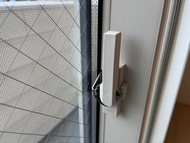 サッシ・ロック部