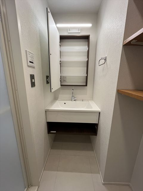 シャンプードレッサー