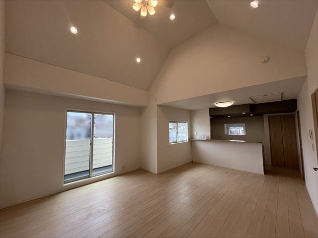 リブングダイニング