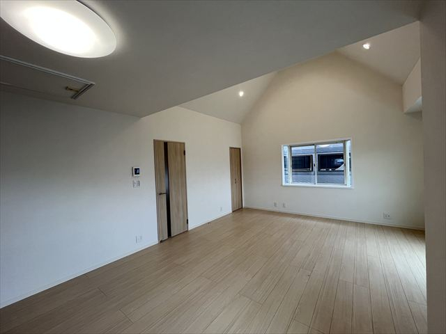 リブングダイニング